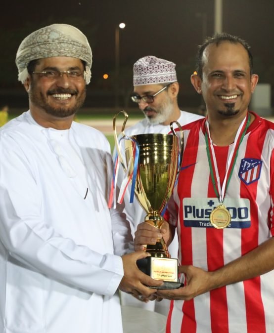 Red Team Triumphs in the Second Ramadan Tournament for Dhofar University Staff