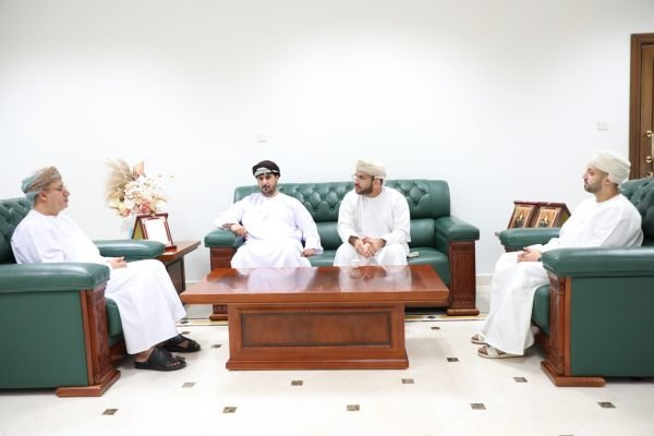 Dhofar University Hosts Development Bank Officials-1 Dhofar University Hosts Development Bank Officials-1